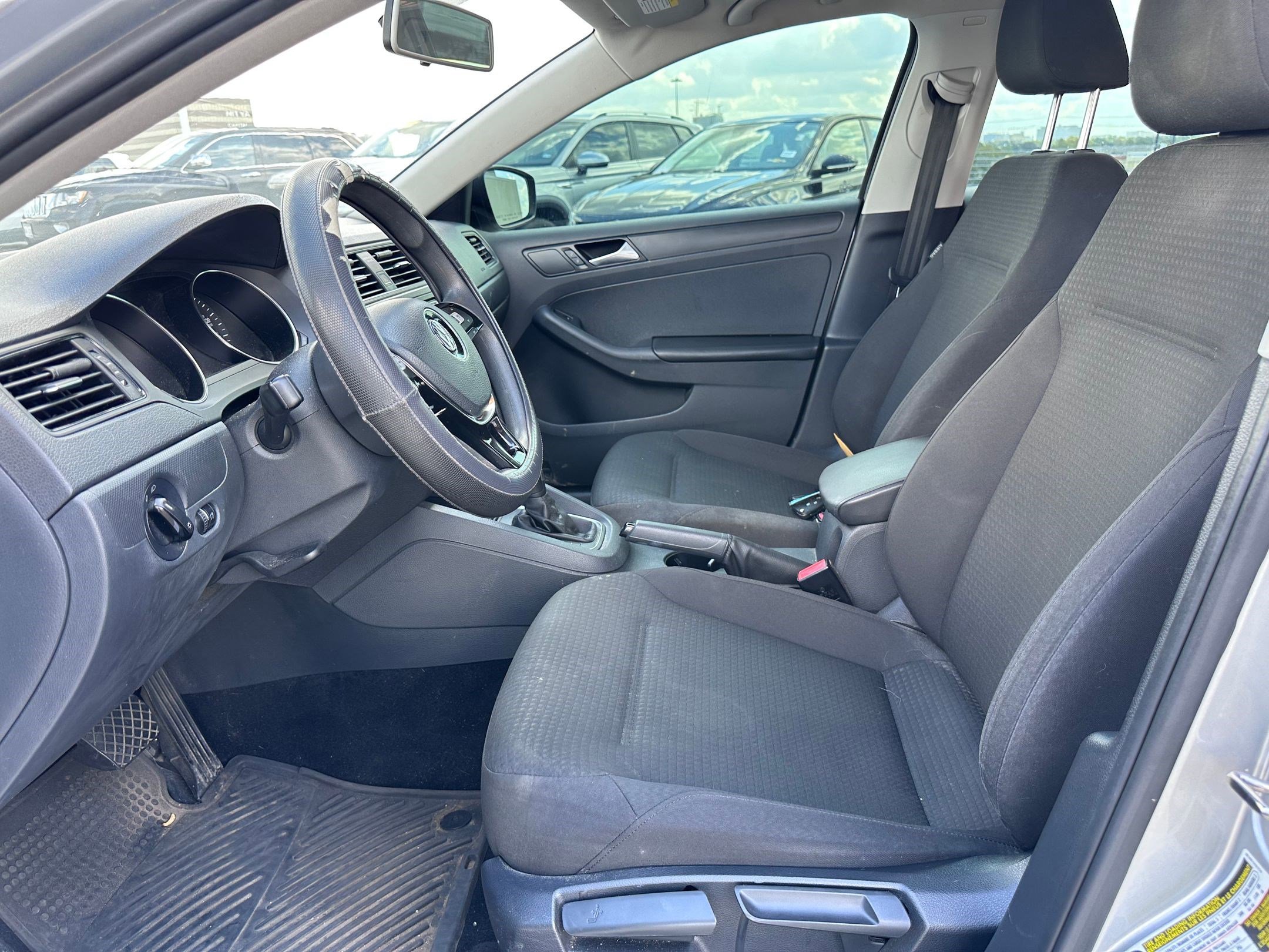 2016 Volkswagen Jetta 1.4T S photo 2