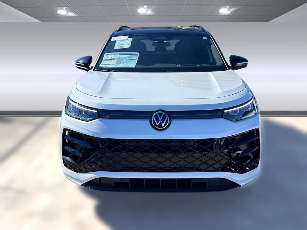 New 2026 Volkswagen Tiguan 2.0T SE R-Line Black SUV