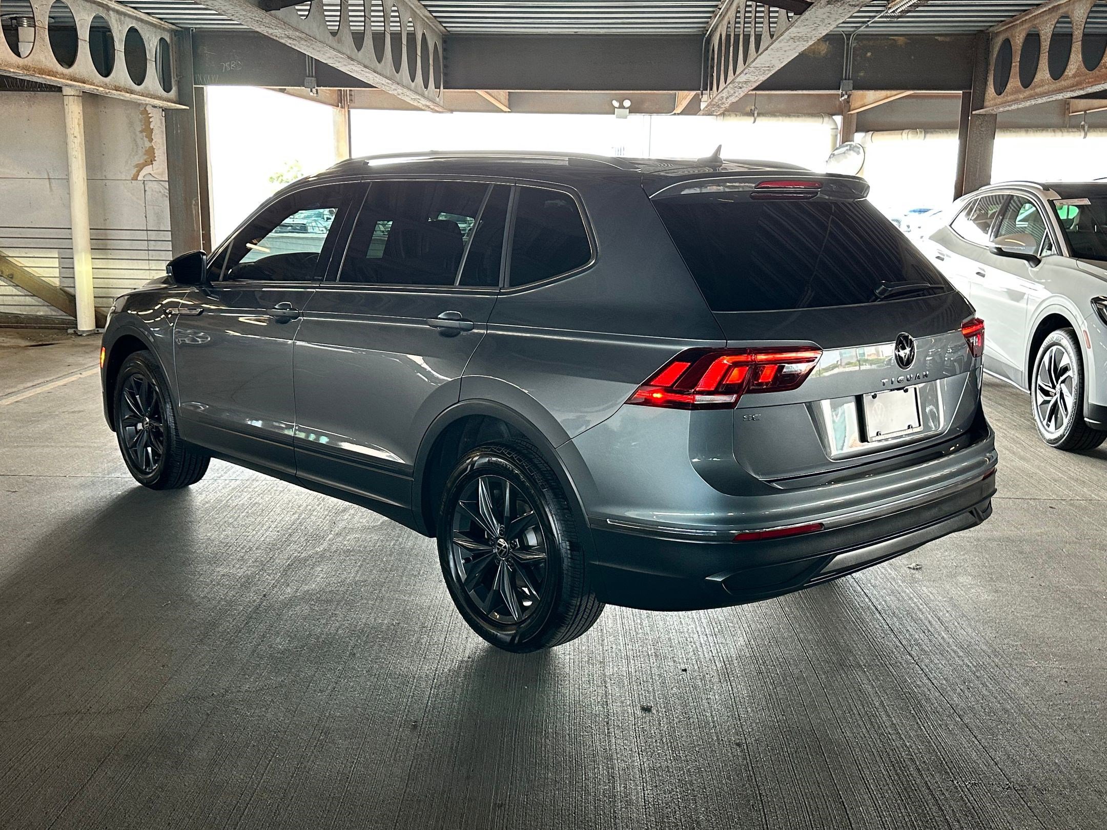 2024 Volkswagen Tiguan SE Wolfsburg Edition photo 3