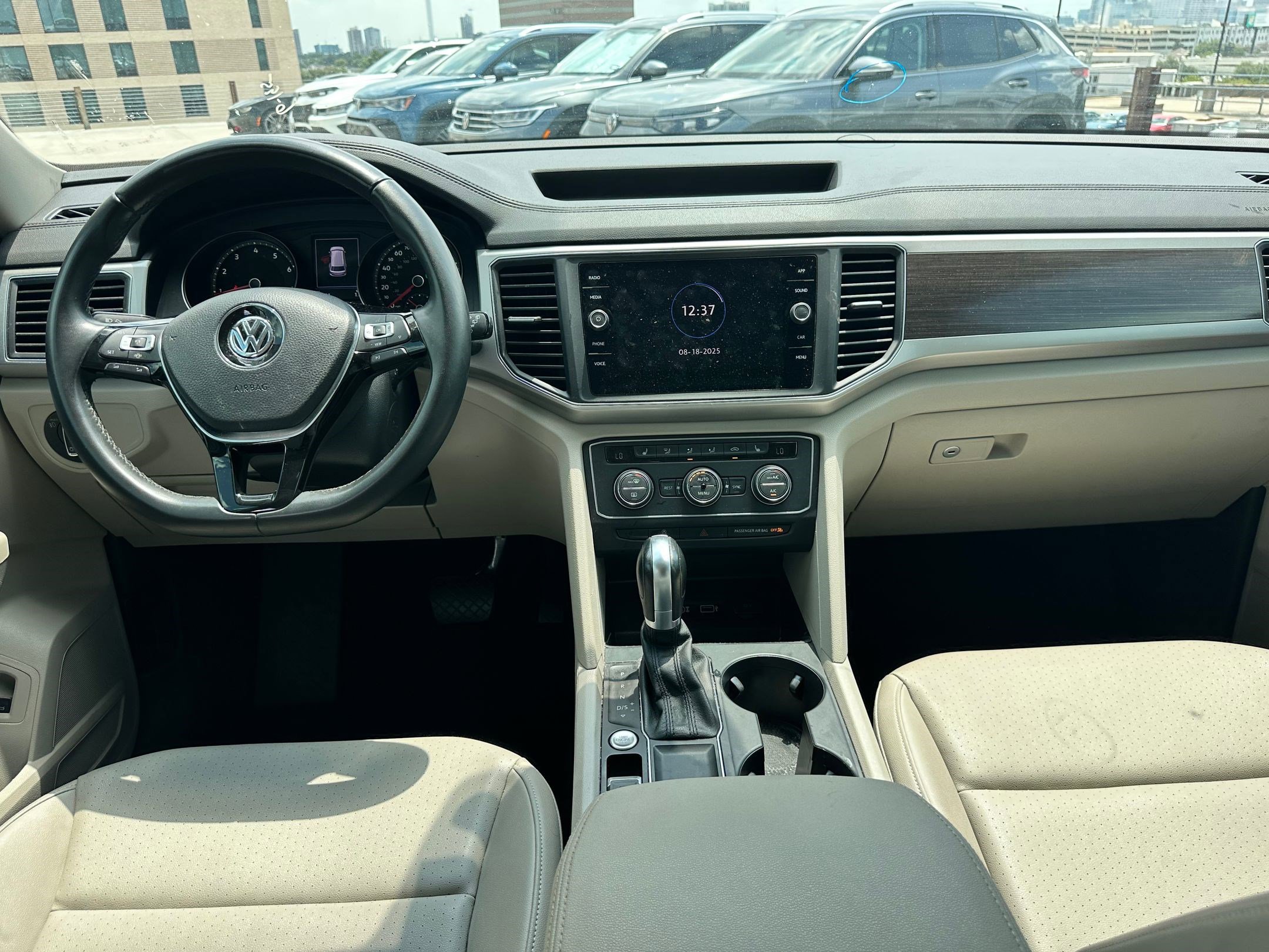 2019 Volkswagen Atlas V6 SE Technology photo 4