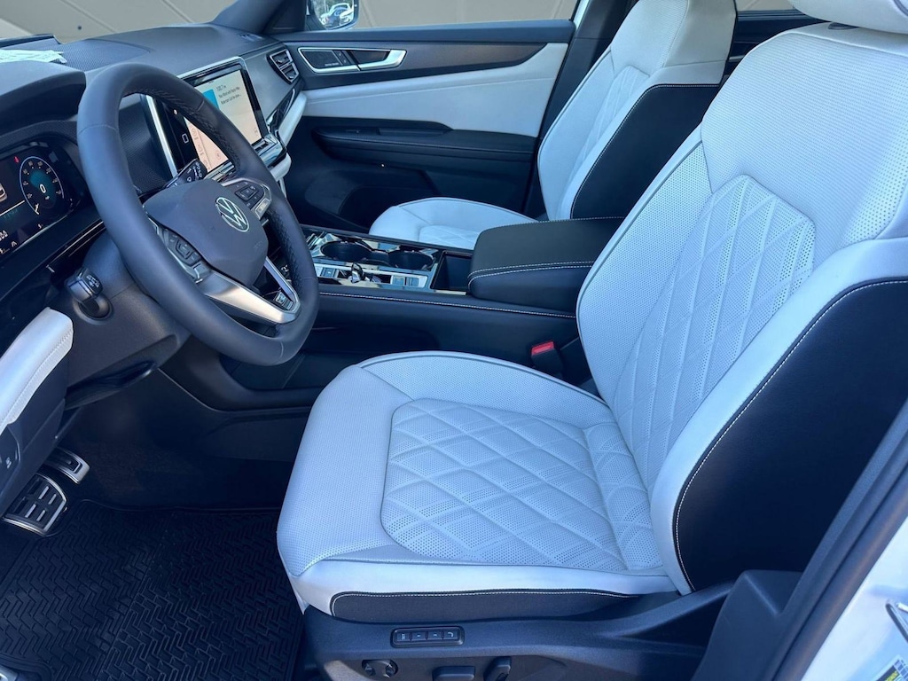 New 2026 Volkswagen Atlas Cross Sport 2.0T SEL Premium R-Line SUV