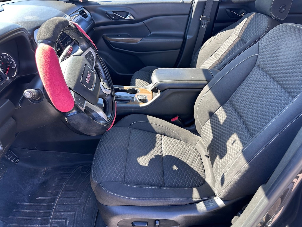 Used 2017 GMC Acadia SLE SUV