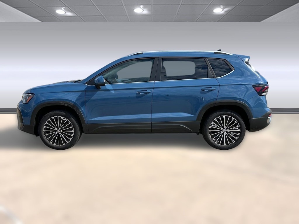New 2025 Volkswagen Taos 1.5T SE SUV