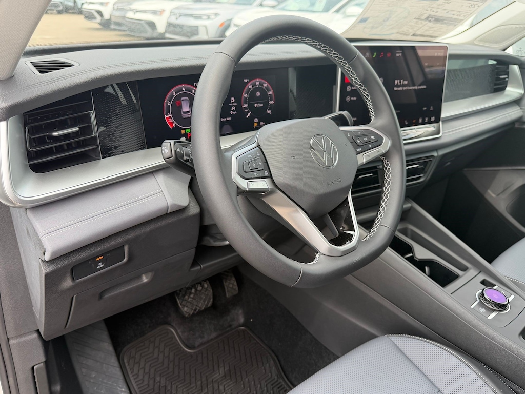 New 2026 Volkswagen Tiguan SE SUV