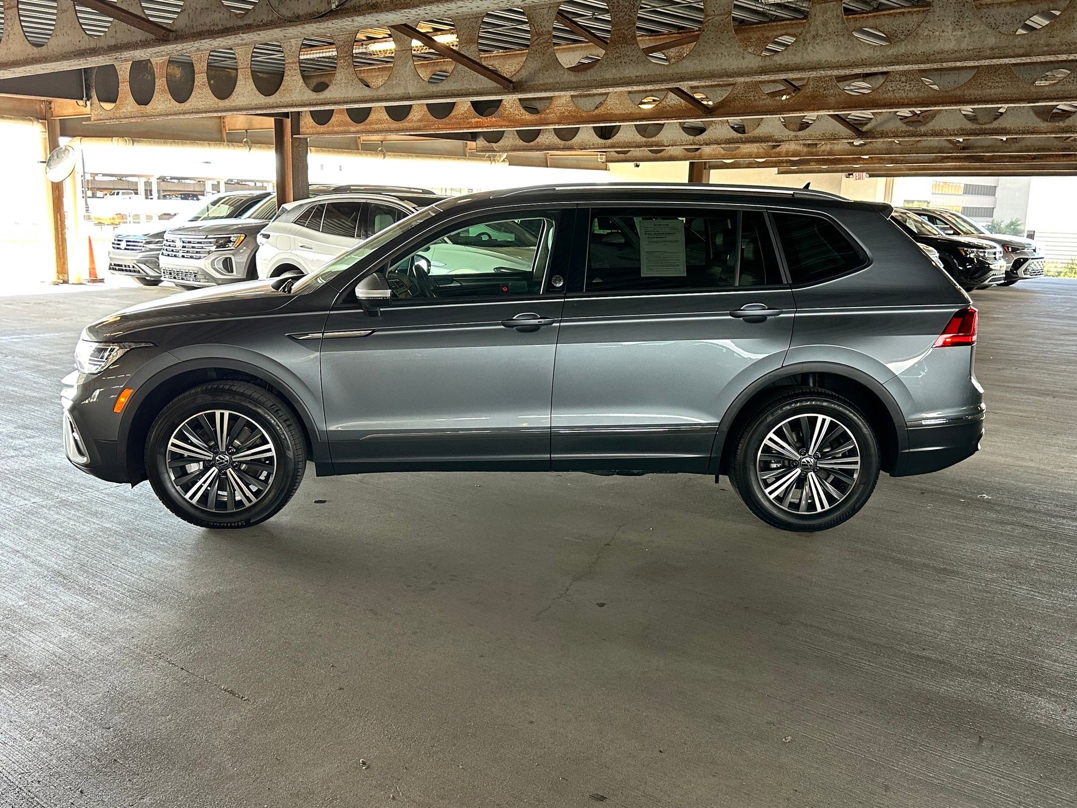 2024 Volkswagen Tiguan Wolfsburg Edition photo 2