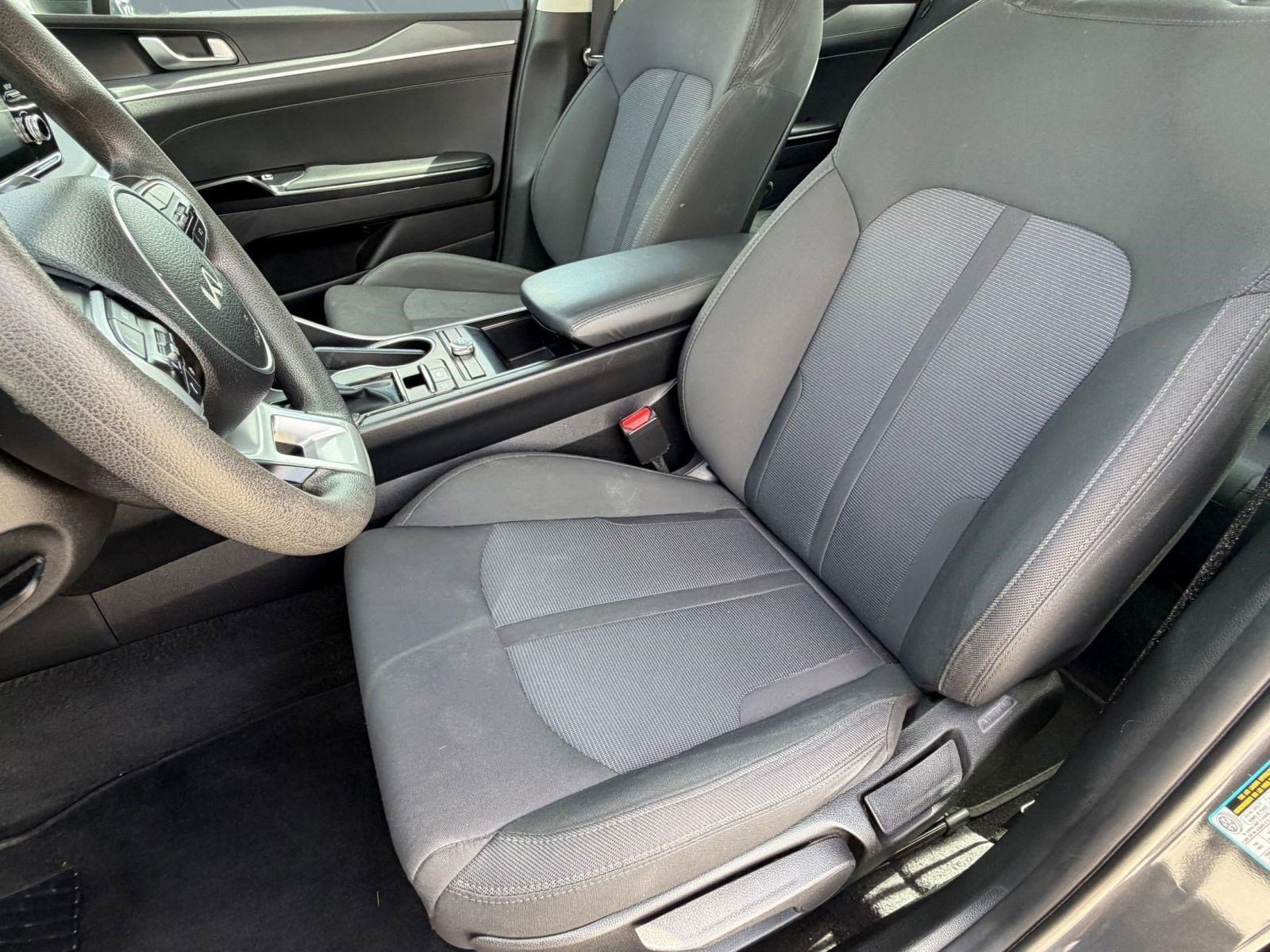 2023 Kia K5 LXS - Photo 23