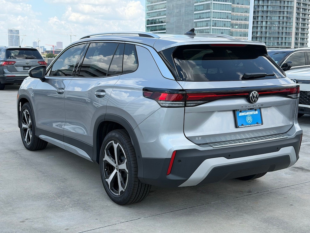 New 2026 Volkswagen Tiguan SE SUV