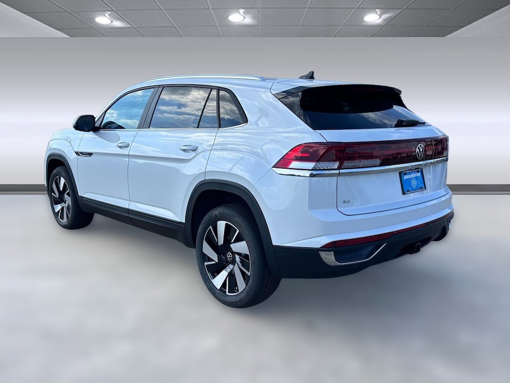 New 2026 Volkswagen Atlas Cross Sport 2.0T SE w/Technology SUV