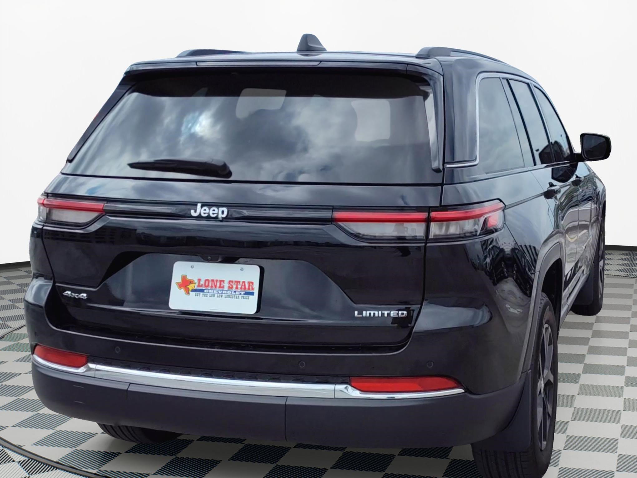 Used 2024 Jeep Grand Cherokee Limited with VIN 1C4RJHBG2R8951554 for sale in Houston, TX