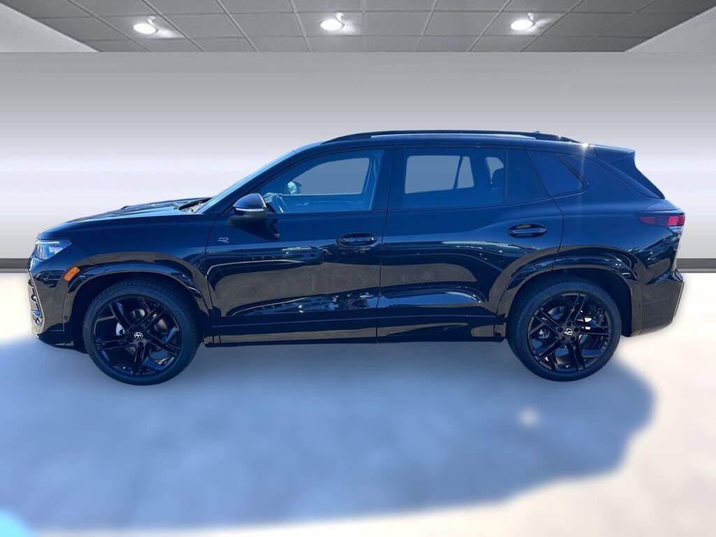 New 2026 Volkswagen Tiguan 2.0T SE SUV