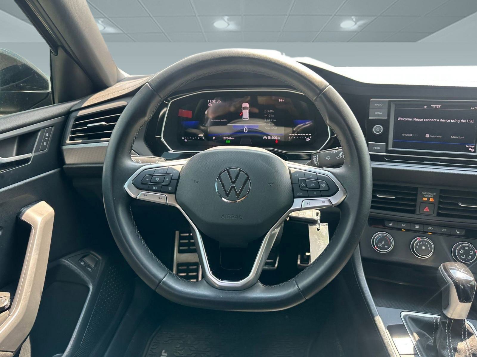 2024 Volkswagen Jetta Sport photo 4
