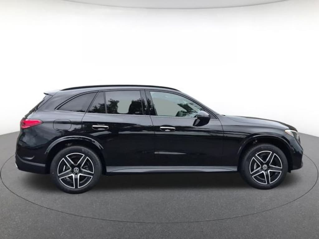 New 2026 Mercedes-Benz GLC 300 4MATIC SUV
