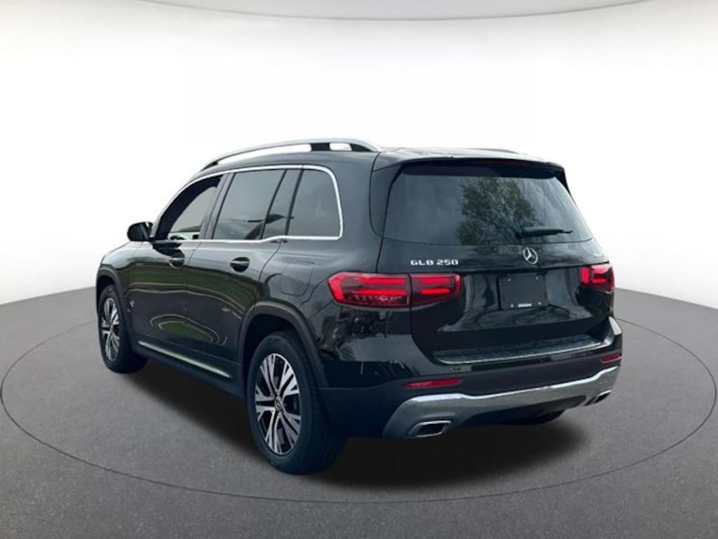 New 2026 Mercedes-Benz GLB 250 4MATIC SUV
