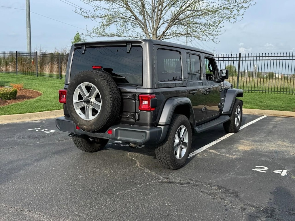 Used 2019 Jeep Wrangler Unlimited Sahara 4x4 SUV