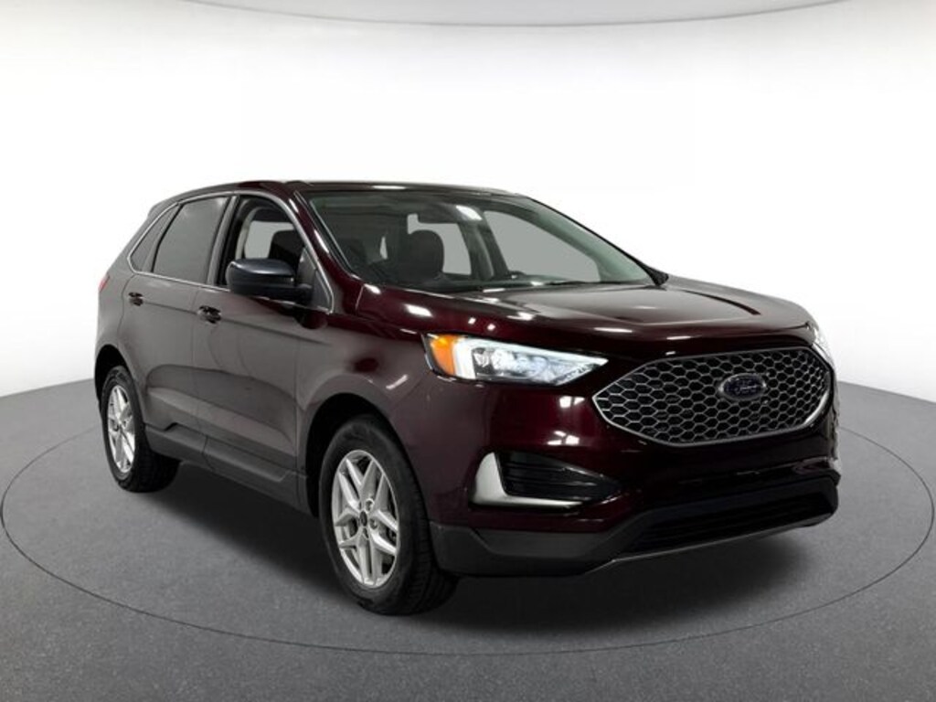 Used 2024 Ford Edge SUV