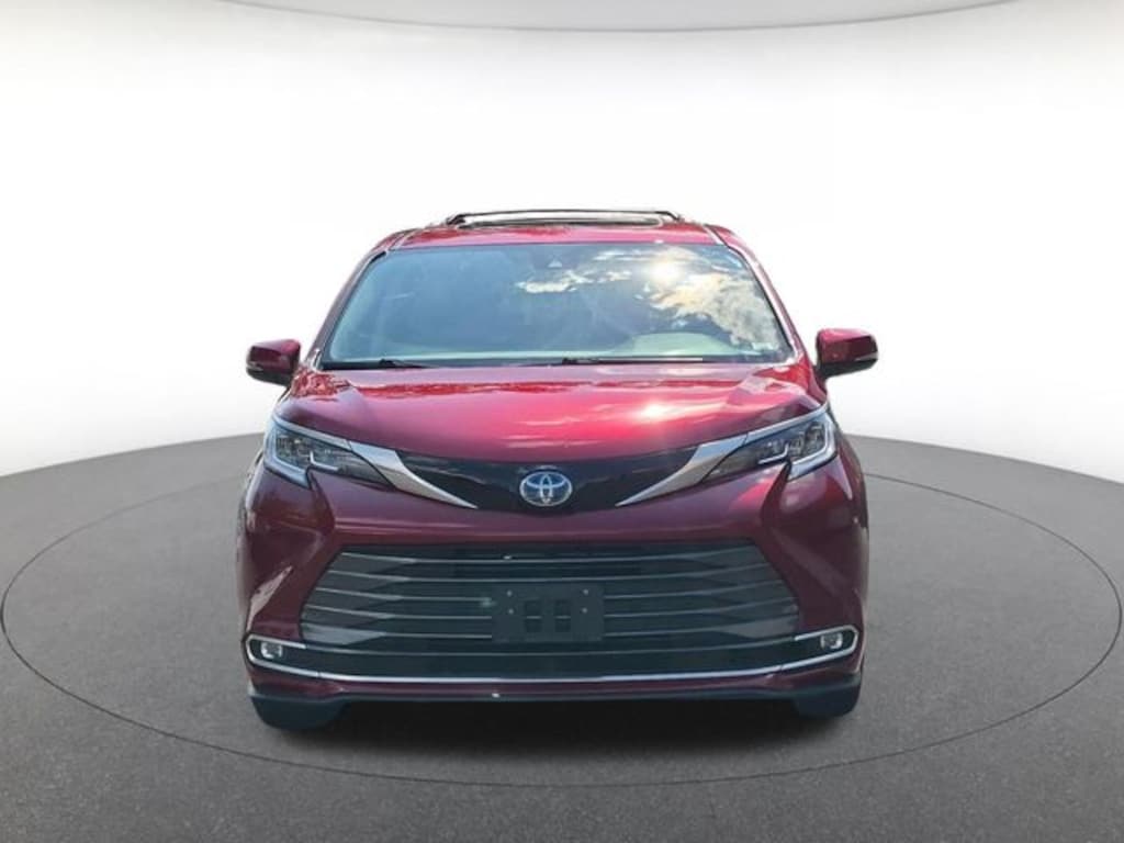 Used 2024 Toyota Sienna Limited Van Passenger Van