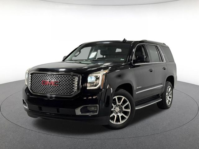 2017 GMC Yukon 4WD Denali's photo