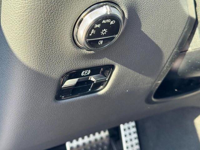 2025 Mercedes-Benz GLC Base - Photo 21