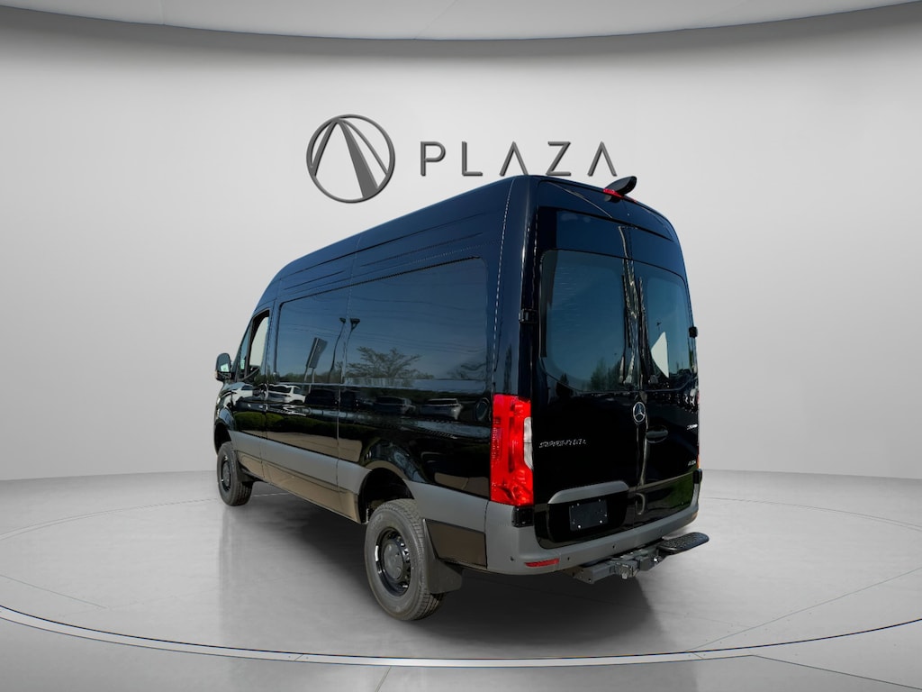 New 2025 Mercedes-Benz Sprinter 2500 Standard Roof 4-Cyl Diesel HO Van Cargo Van