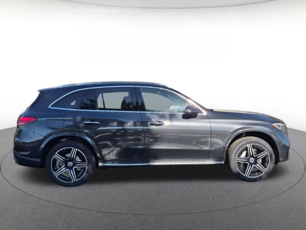 New 2027 Mercedes-Benz GLC 300 4MATIC SUV