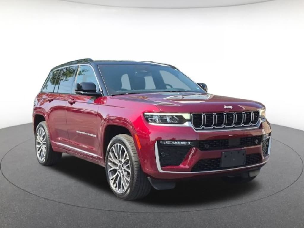 Used 2026 Jeep Grand Cherokee Summit SUV