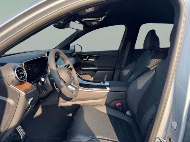 2025 Mercedes-Benz GLC Base - Photo 12