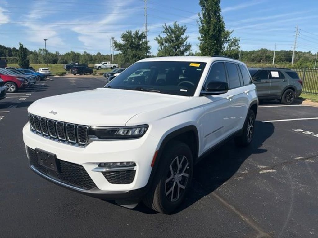 Used 2025 Jeep Grand Cherokee Limited SUV