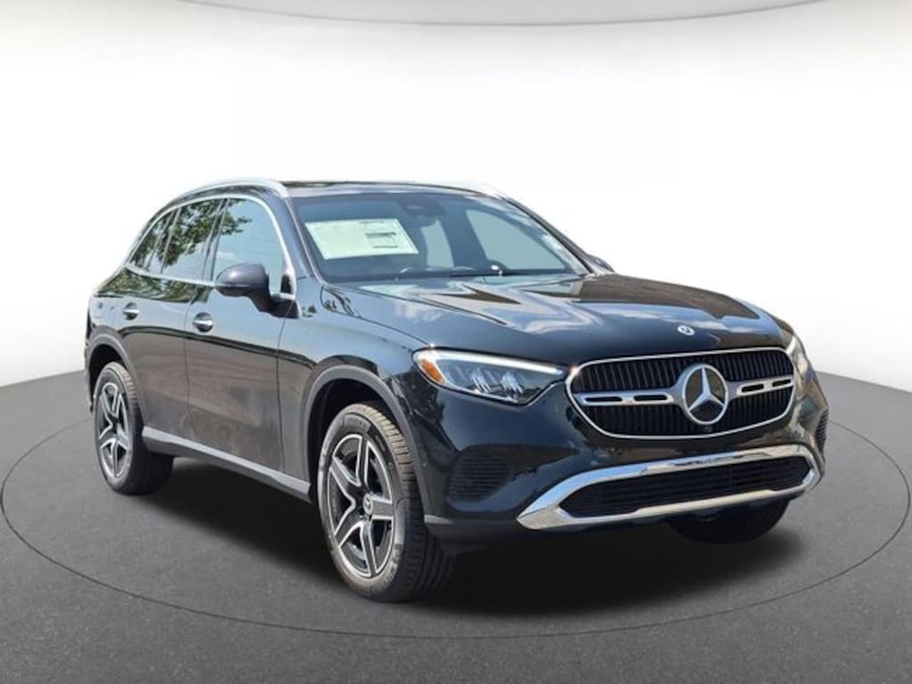 New 2027 Mercedes-Benz GLC 300 4MATIC SUV