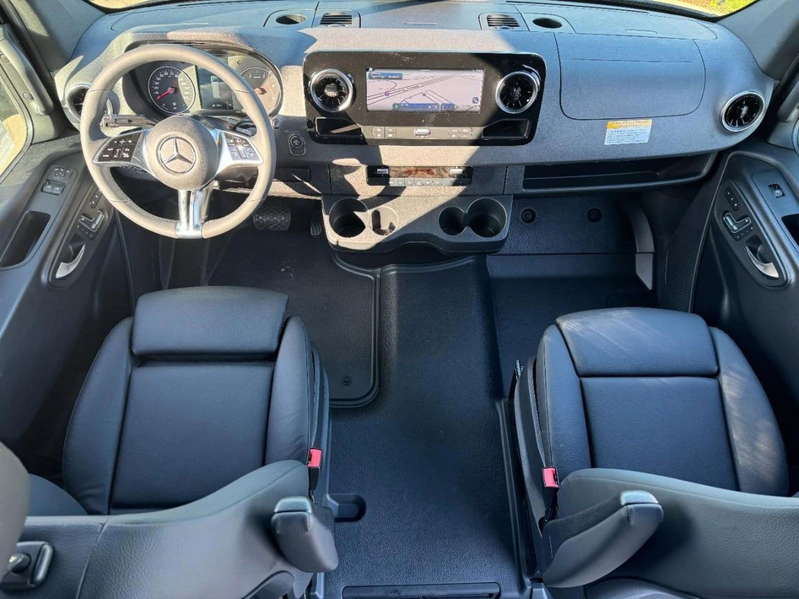 2025 Mercedes-Benz Sprinter Cargo Van Base - Photo 9