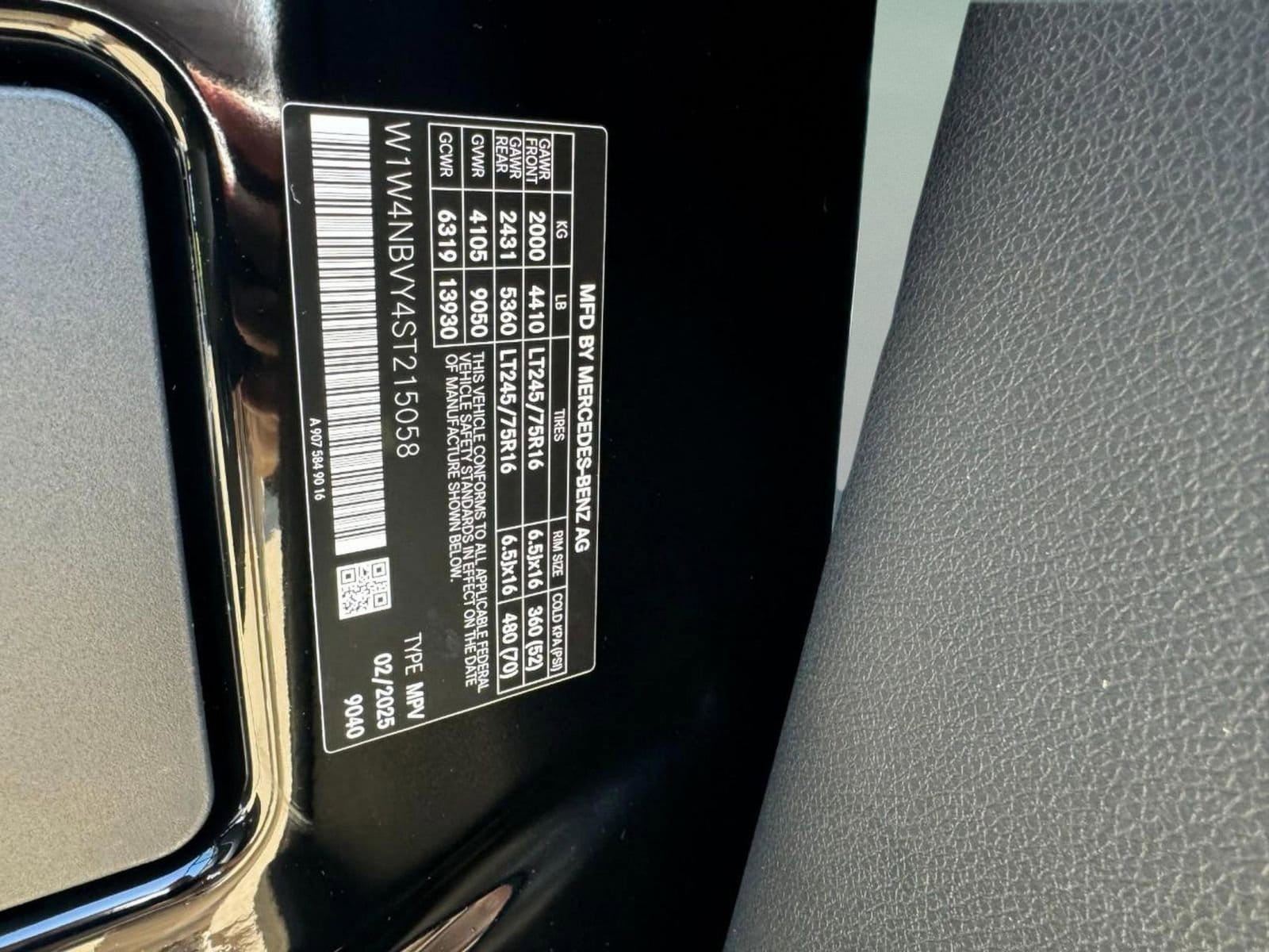 2025 Mercedes-Benz Sprinter Cargo Van Base - Photo 35