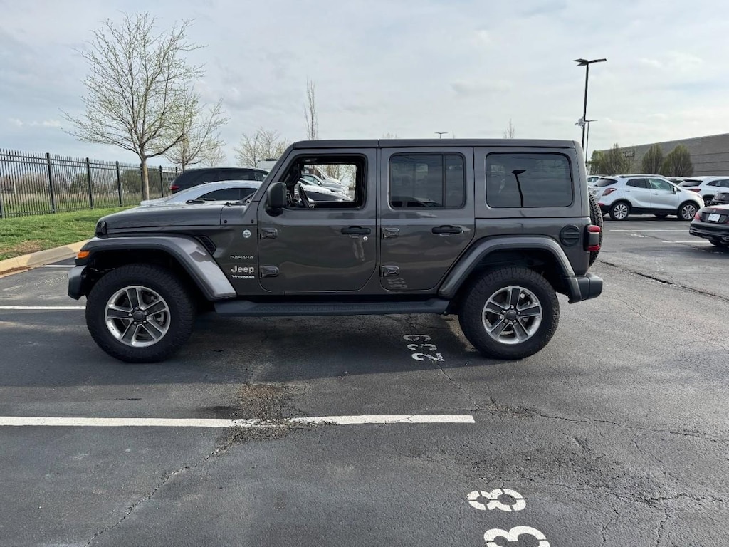 Used 2019 Jeep Wrangler Unlimited Sahara 4x4 SUV