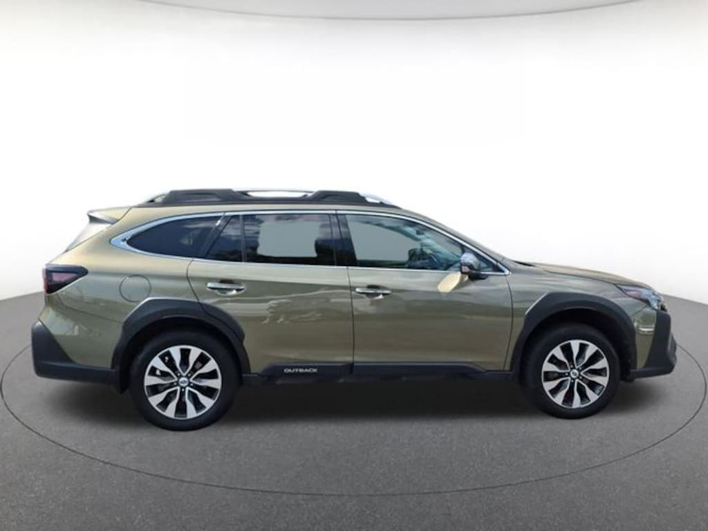 Used 2023 Subaru Outback Touring SUV