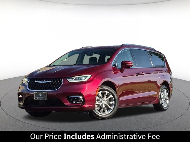 2021 Chrysler Pacifica Touring L's photo