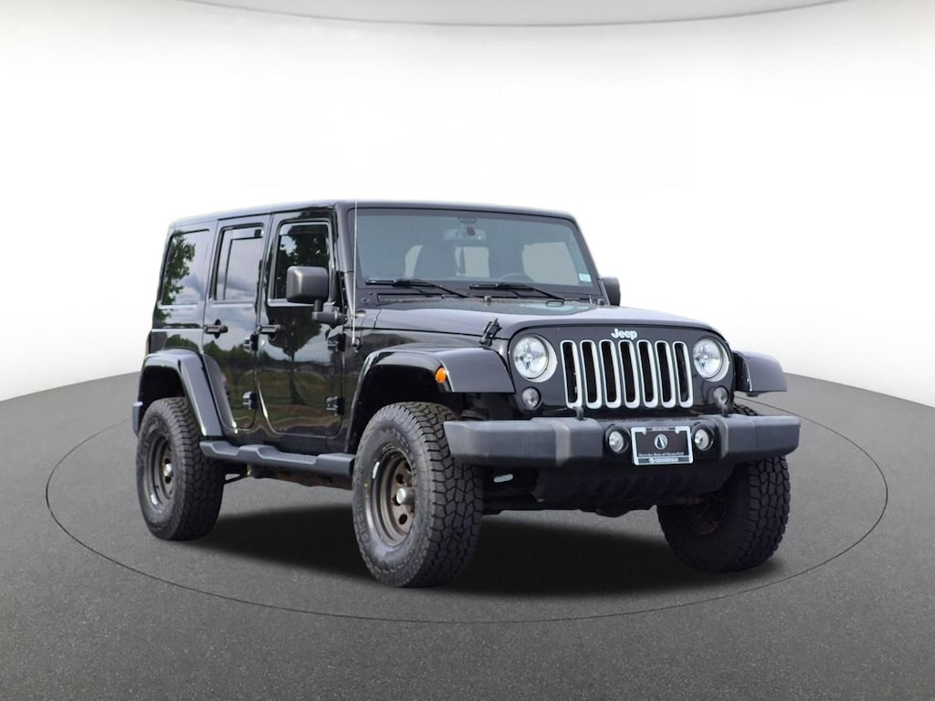 Used 2018 Jeep Wrangler JK Unlimited Sahara 4x4 SUV