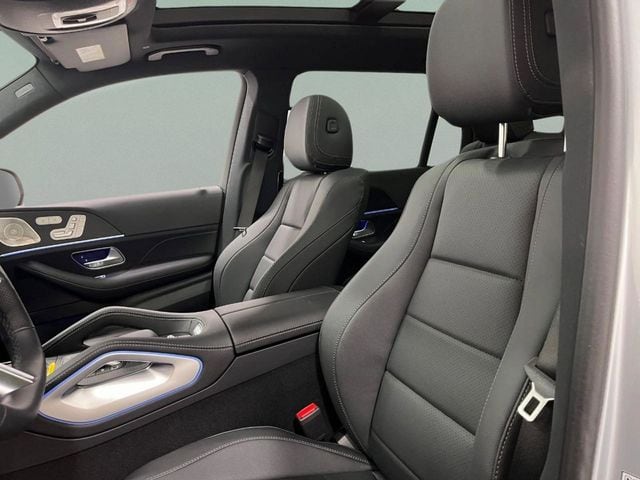 2025 Mercedes-Benz GLS Base - Photo 32