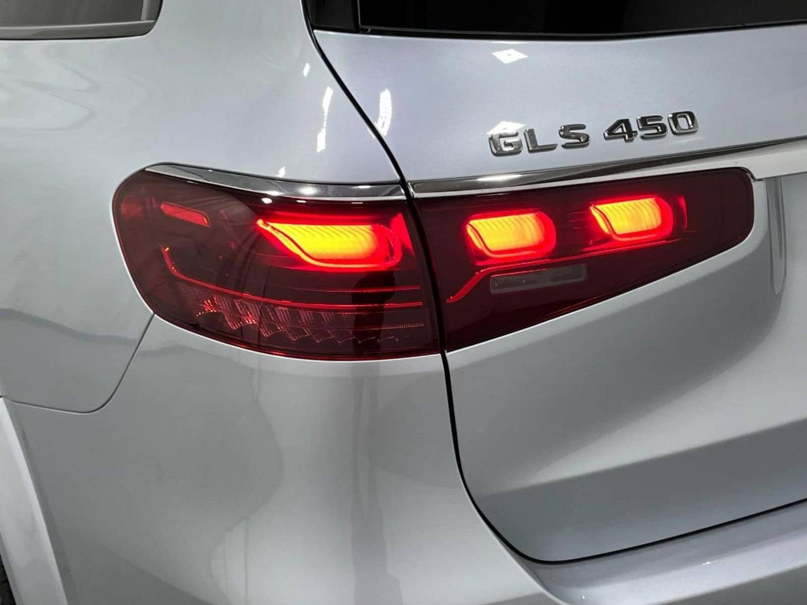 2025 Mercedes-Benz GLS Base - Photo 36