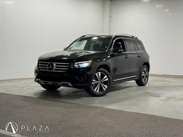 2026 Mercedes-Benz GLB GLB 250 4MATIC's photo