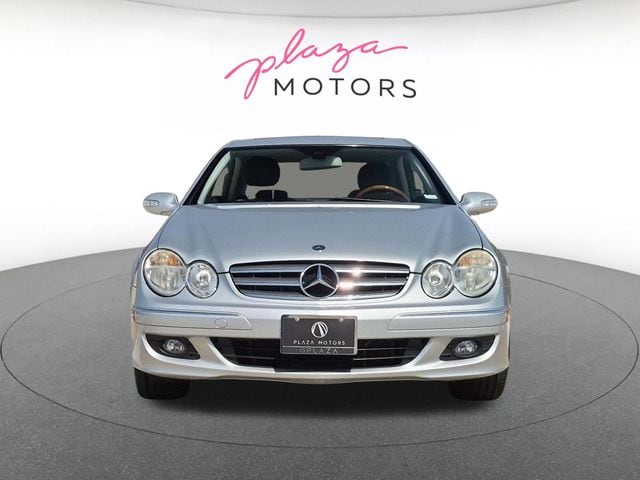 Used 2008 Mercedes-Benz CLK-Class CLK350 with VIN WDBTJ56H68F245266 for sale in Creve Coeur, MO
