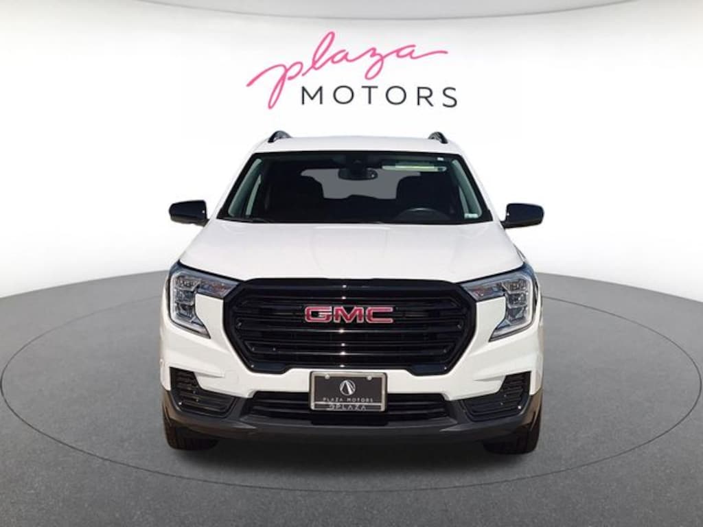 Used 2023 GMC Terrain SLE SUV