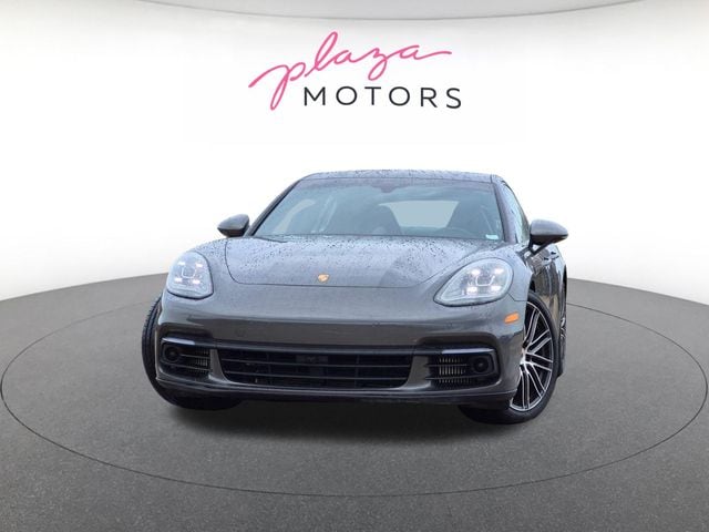 2018 Porsche Panamera 4S's photo
