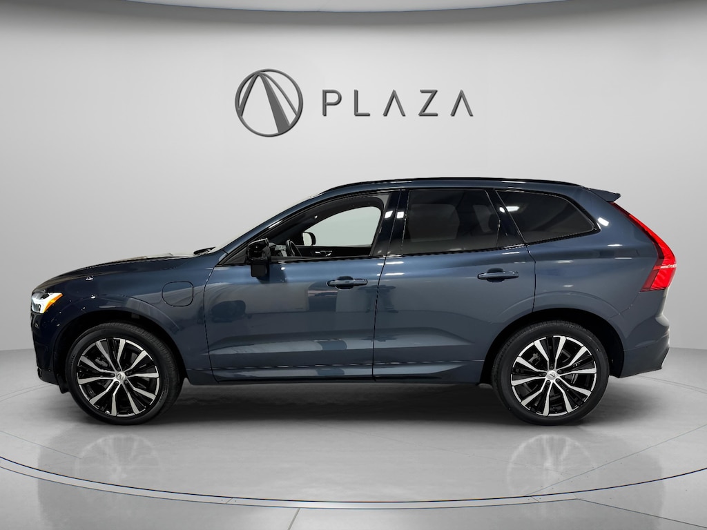 Used 2023 Volvo XC60 Recharge Plug-In Hybrid Plus Dark SUV