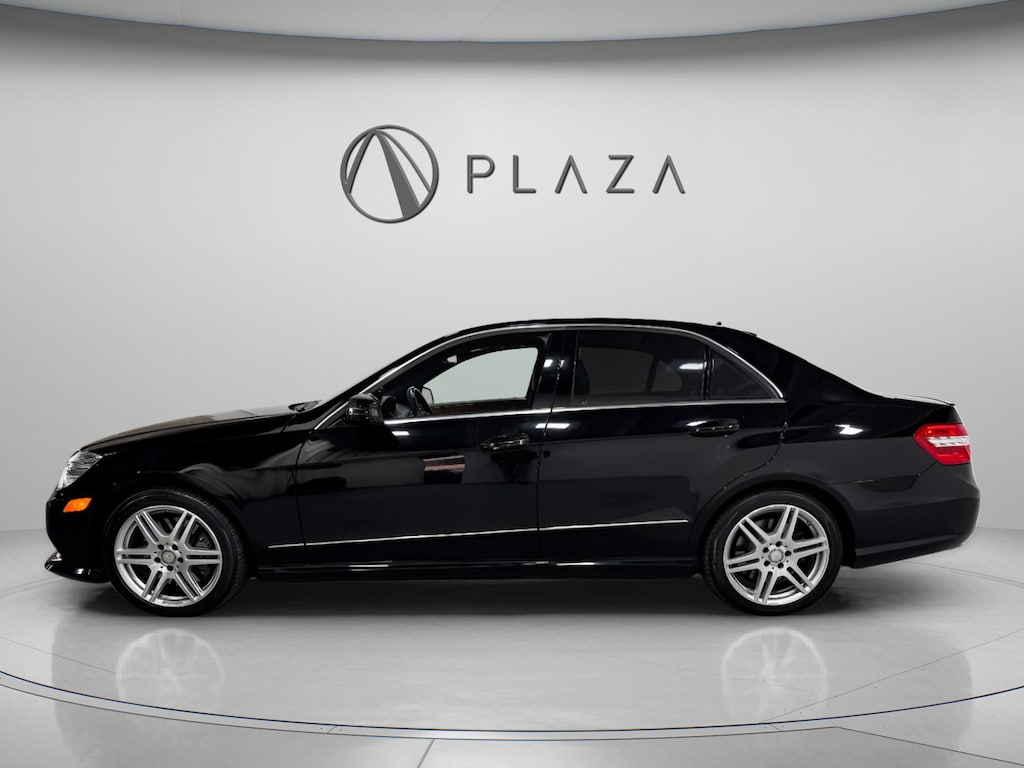 Used 2010 Mercedes-Benz E-Class E550 4MATIC Sedan