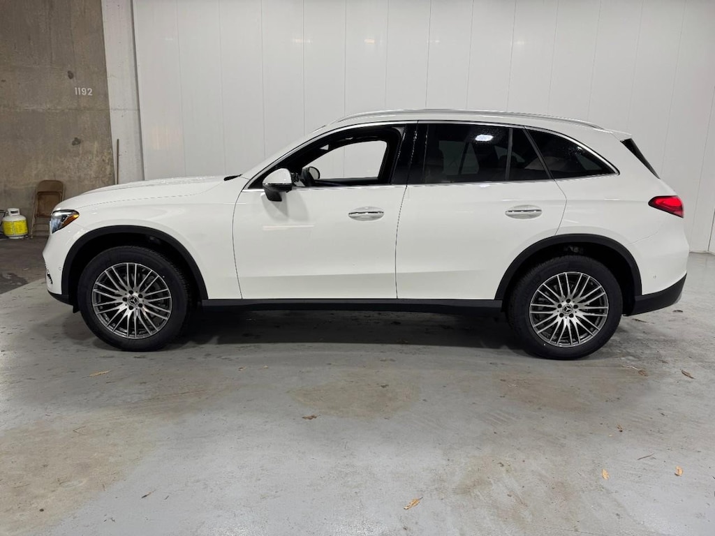 New 2026 Mercedes-Benz GLC 300 4MATIC SUV