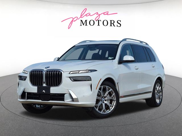 2025 BMW X7 xDrive40i's photo