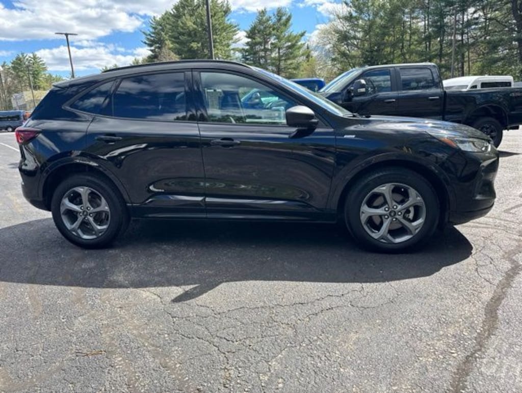 Used 2023 Ford Escape ST-Line SUV