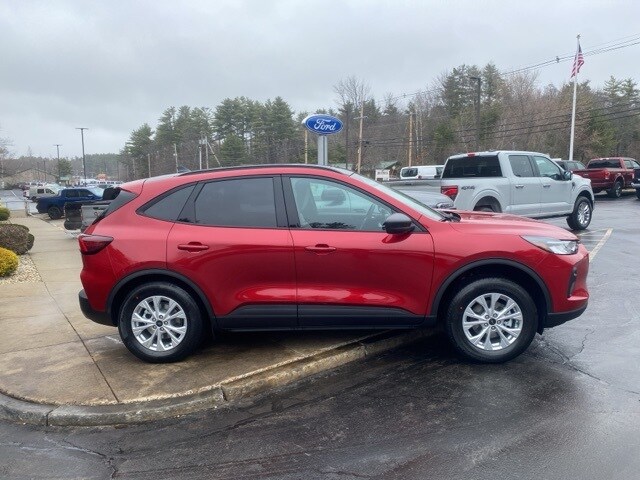 2025 Ford Escape Active photo 2
