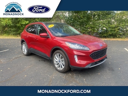 2022 Ford Escape Titanium SUV