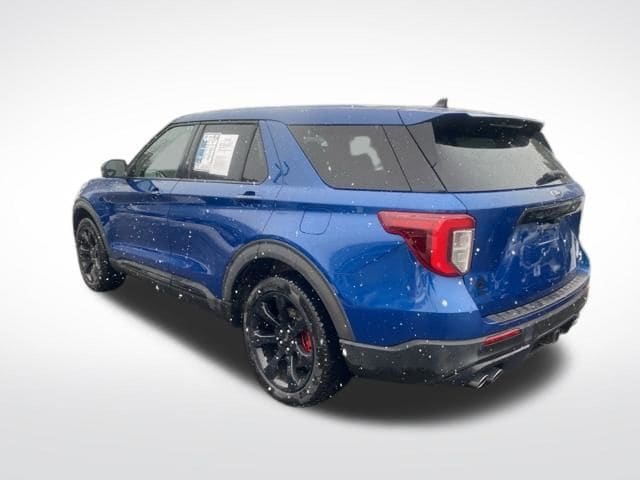 2022 Ford Explorer ST photo 4