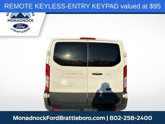 2016 Ford Transit XLT photo 3