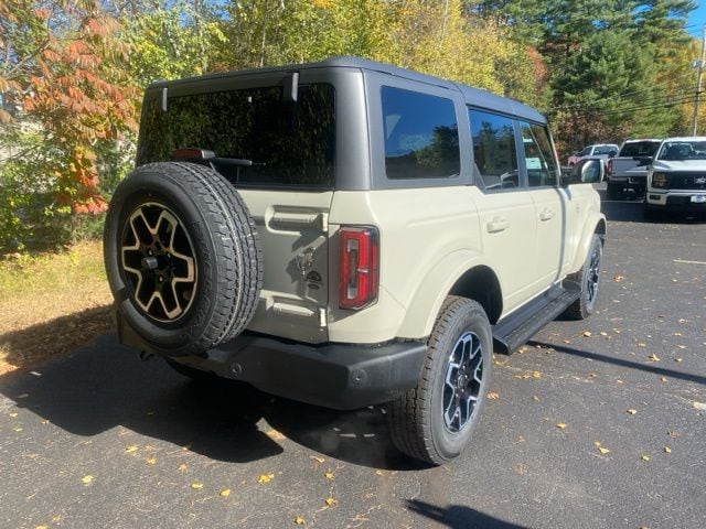 2025 Ford Bronco 4-Door Outer Banks - Photo 3